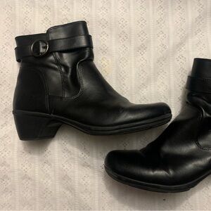 Comfort Plus Ankle Boots Black Booties size 9.5W Wide